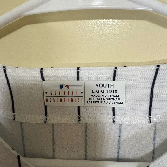 Genuine Merchandise MLB White Pinstripe Jersey - Picture 7 of 8